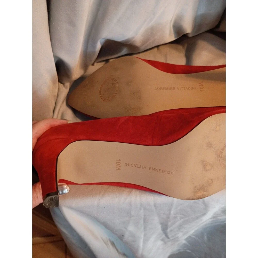 Adrienne Vittadini Red Suede Heels Wavy Scalloped Detailing Sz 10